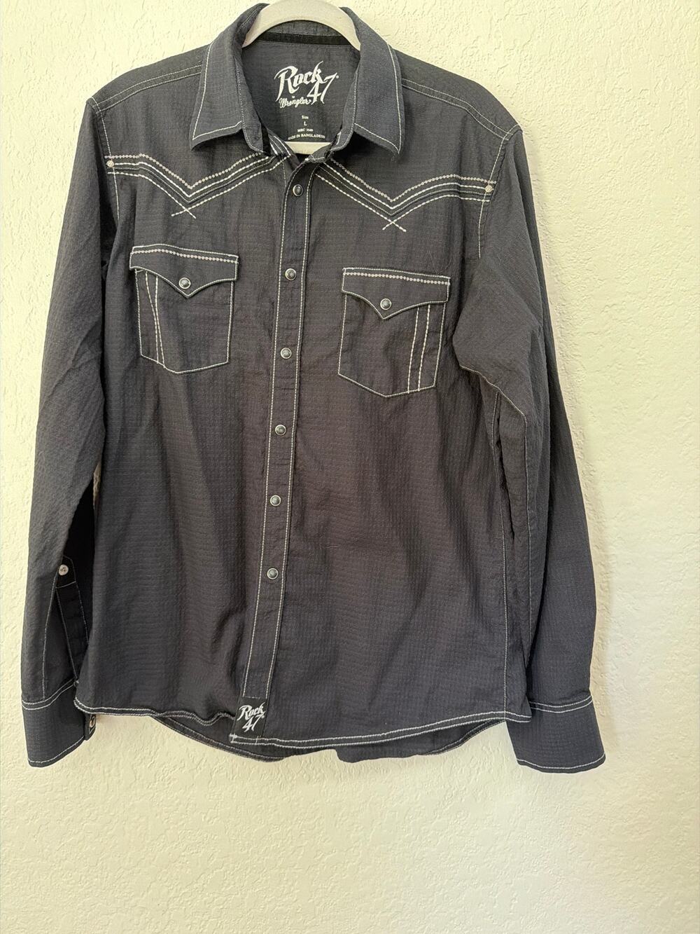 Rock 47 by Wrangler button down L